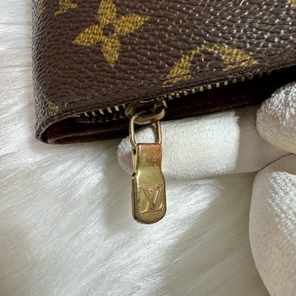 💯AUTHENTIC LOUIS VUITTON monogram Wallet - Picture 8 of 11